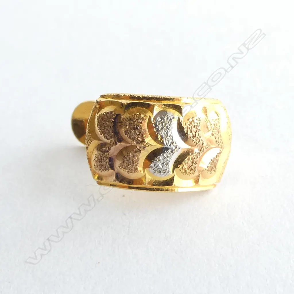 22ct Earring (916)  2 GRAMS Image 1++