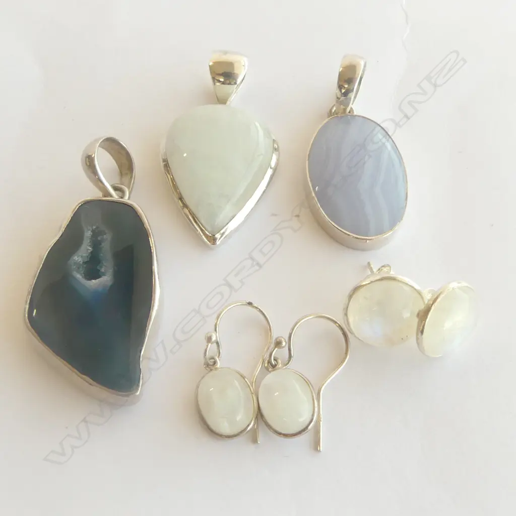 3 SILVER SET PENDANTS & 2 PRS SILVER/LABRATITE EARRINGS, NEW Image 1++