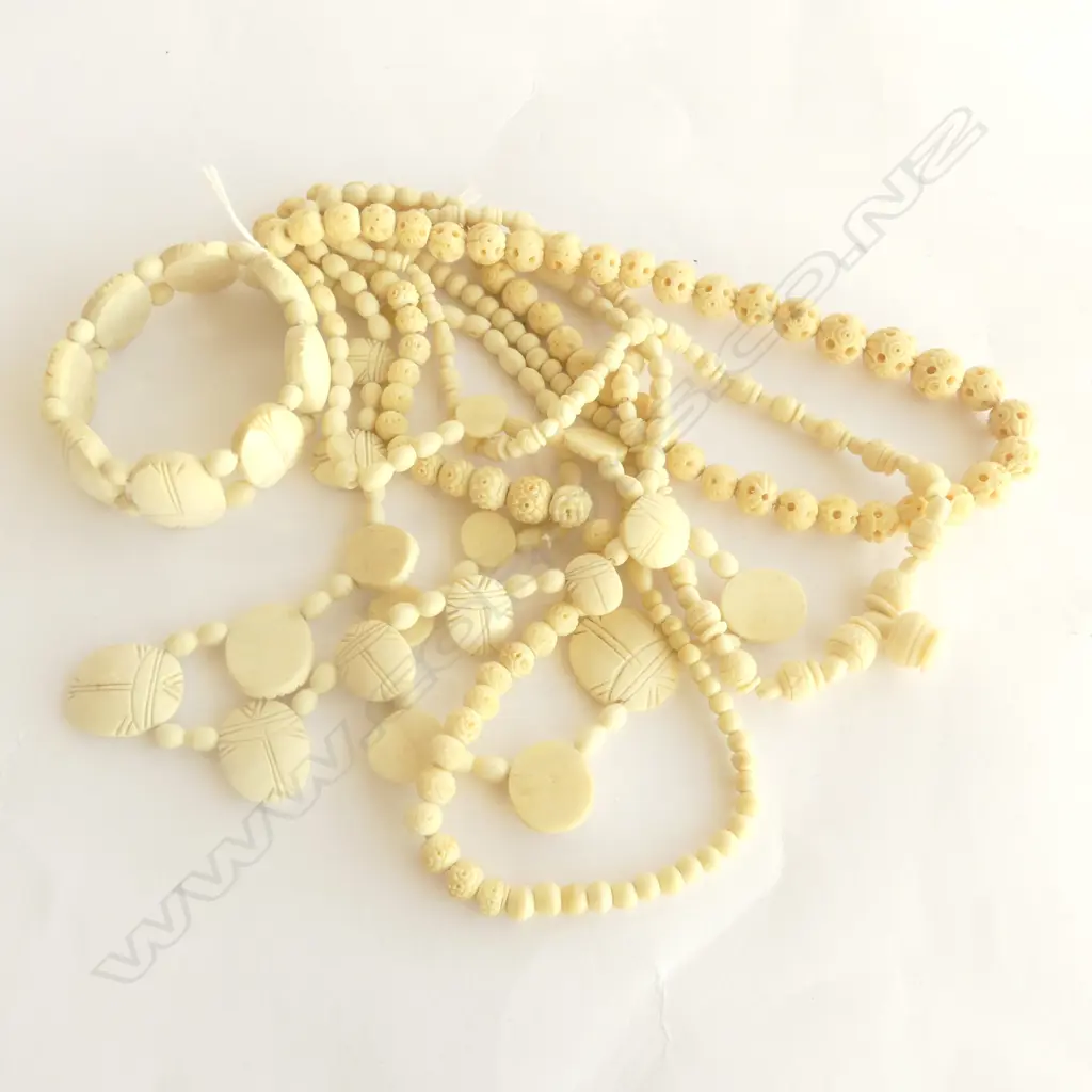 3 CARVED BONE NECKLACES + 3 PCE GRADUATED CARVED BONE SET Image 1++