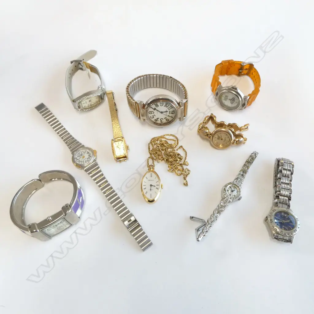 10 LADIES WATCHES  Image 1++