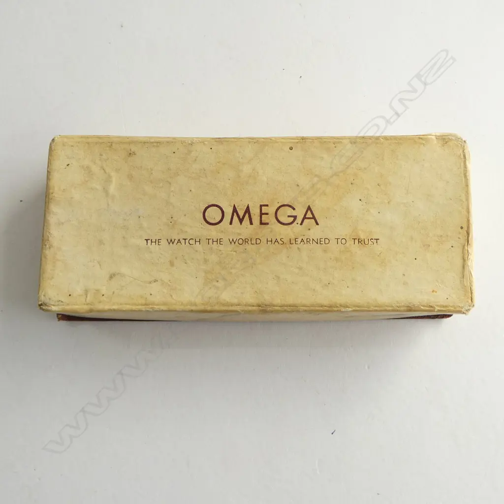 VINTAGE OMEGA SEAMASTER AUTO GENT'S STAINLESS WRISTWATCH + spare dial + case + booklet  Image 1++