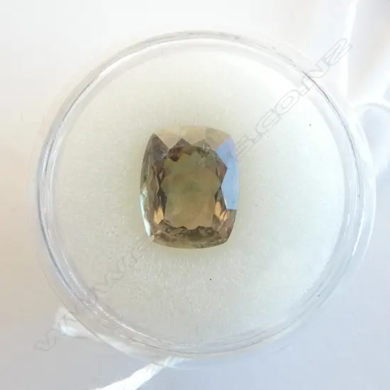 DIASPORE CUSHION CUT, 5.36ct, CERT