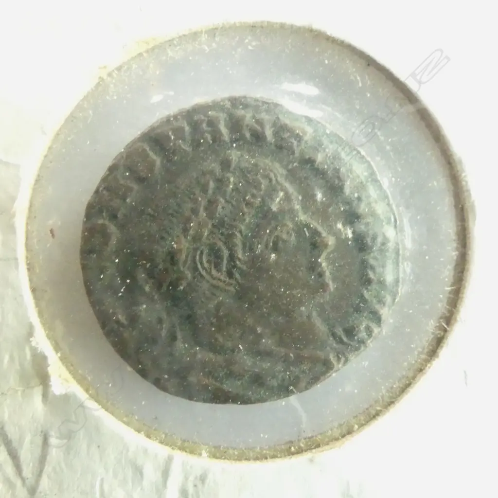 CONSTANTINE I 307-337 AE 3 Image 1++