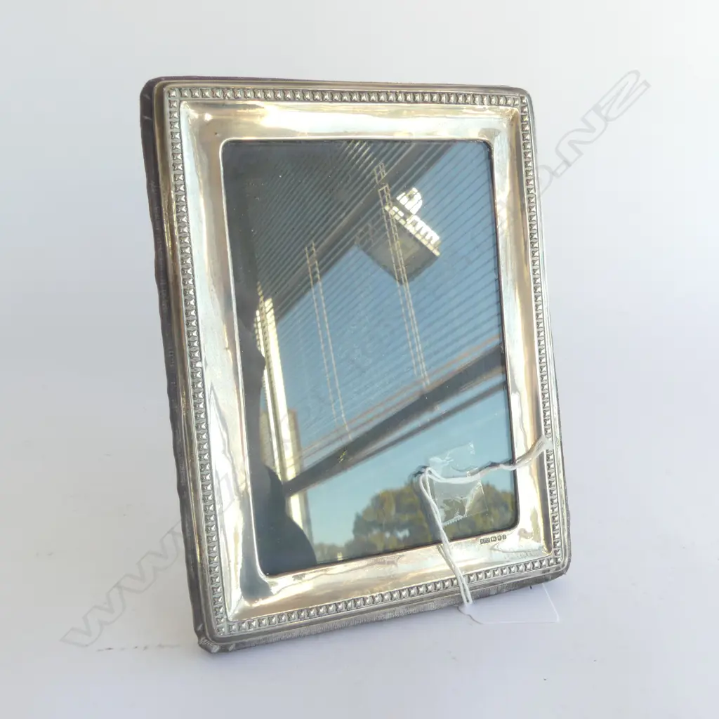 S/SILVER PHOTO FRAME Image 1++