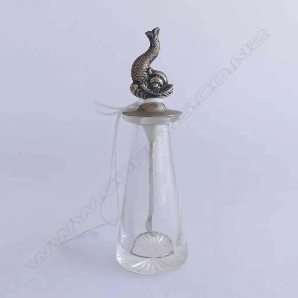 SMALL CRYSTAL OIL GLASS w. STG SILVER TOP, BIRMINGHAM 1935 JUBILEE MARK, 19.72gms Image 1++