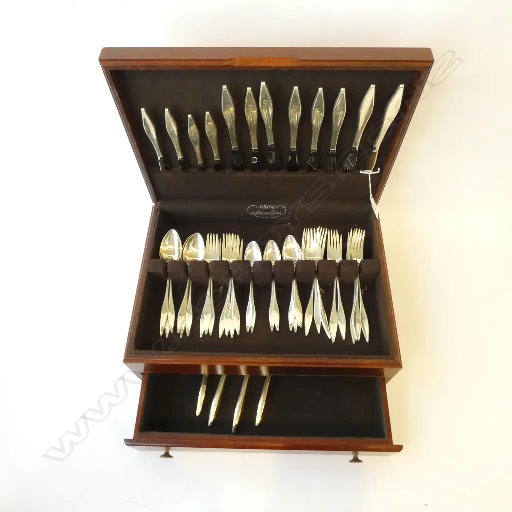 STERLING SILVER CANTEEN AMERICAN S/SILVER CUTLERY 1261GMS NOT WEIGHTING KNIVES Image 1++