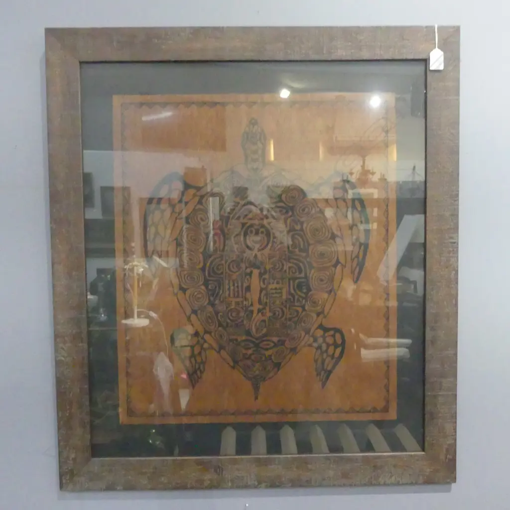FRAMED TAPA CLOTH OF A SEA TURTLE 620x520mm Image 1++