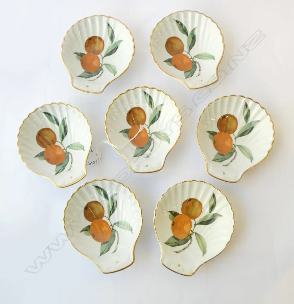 7 PCES. ROYAL WORCESTER 'EVESHAM'  Image 1++