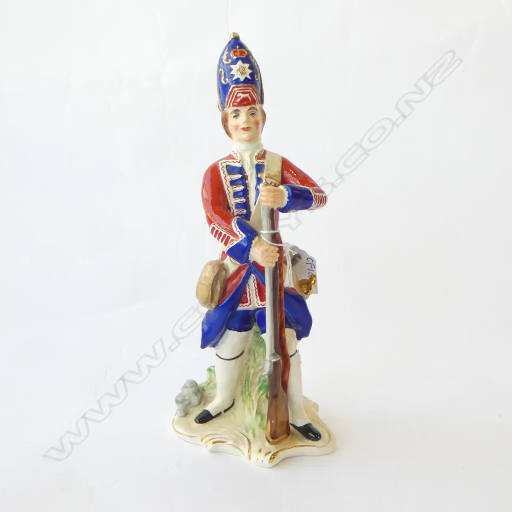 HANDPAINTED WEDGWOOD FIGURE H.230mm Image 1++