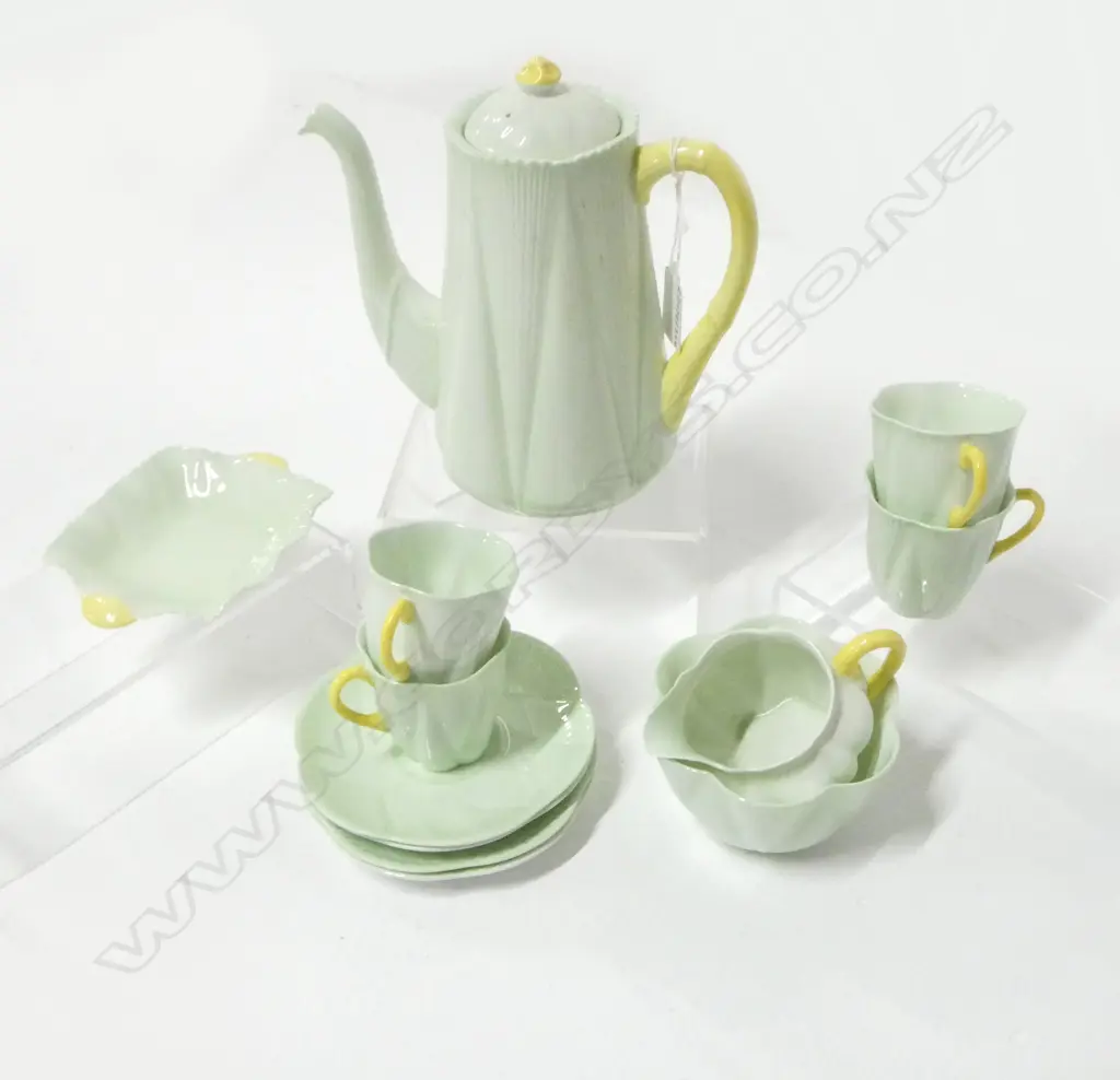 SHELLEY CHINA COFFEE SET COFFEE POT C/SUGAR 4C/S & SMALL DISH GREEN COLOURWAY Image 1++