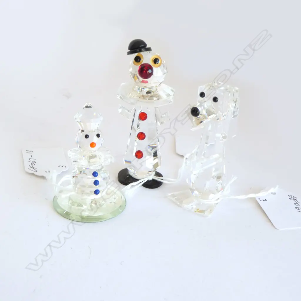 3 SWAROVSKI CRYSTAL FIGURINES; 2 CLOWNS & DOG, H.80mm (tallest) Image 1++