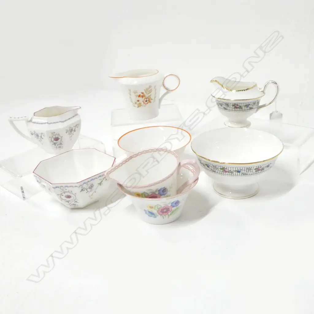 4 SHELLEY CHINA CREAM JUGS& SUGAR BASIN SETS MIXED PATS Image 1++
