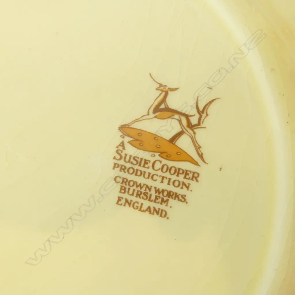 R/WORCESTER HAND PAINTED PLATE SIGNED RENE DIA 280 & SUZIE COOPER RACK PLATE DIA 280MM Image 1++