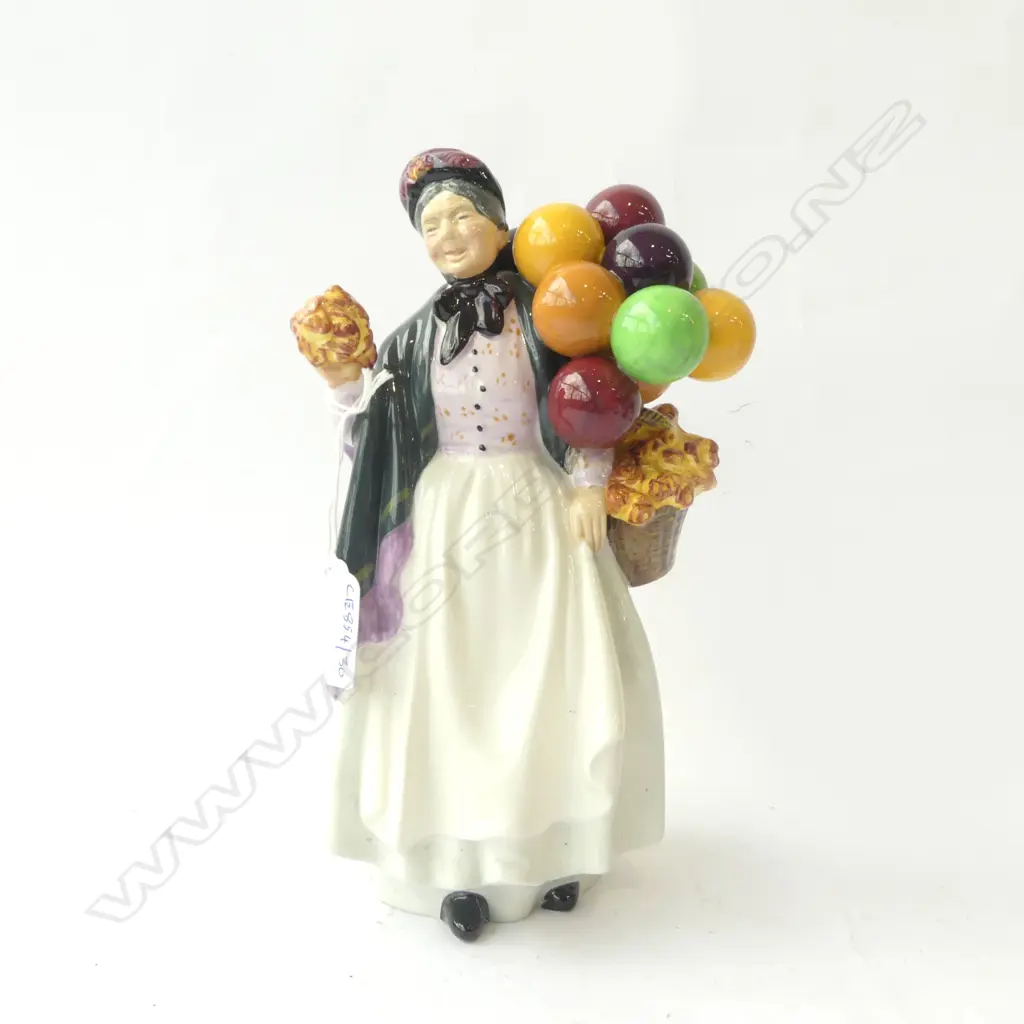 R/D FIGURINE BIDDY PENNY FARTHING H230MM Image 1++