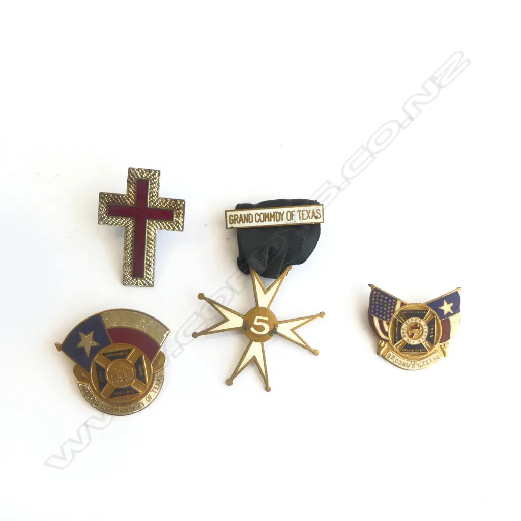 3 TEXAS RELATED MEDALS + CROSS Image 1++