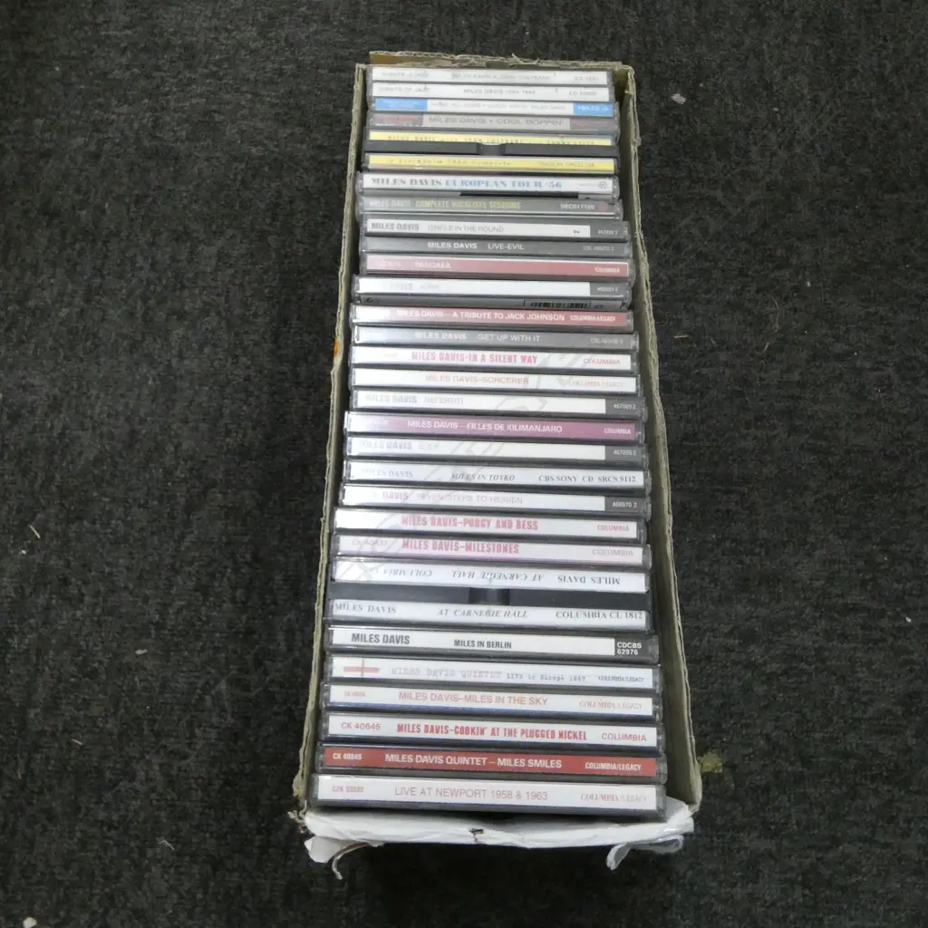 APPROX 30 MILES DAVIES CDS Image 1++
