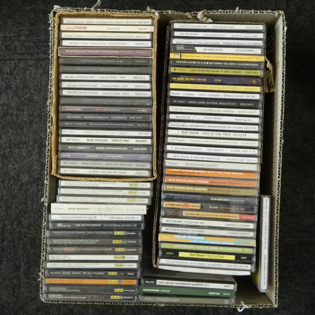 LARGE LOT ASST JAZZ CDS OSCAR PETERSON/ BUD SHANK ETC  Image 1++