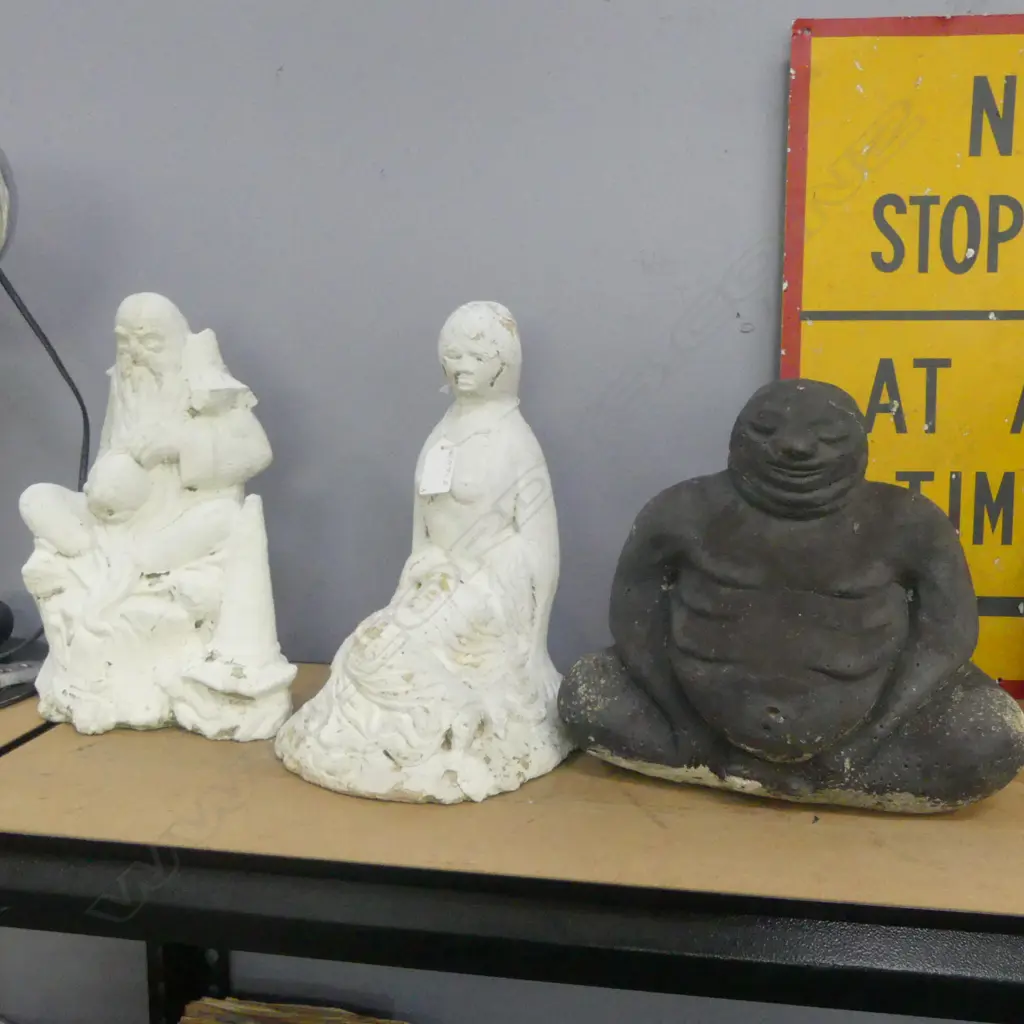 THREE CONCRETE GARDEN STATUES H280mm Image 1++