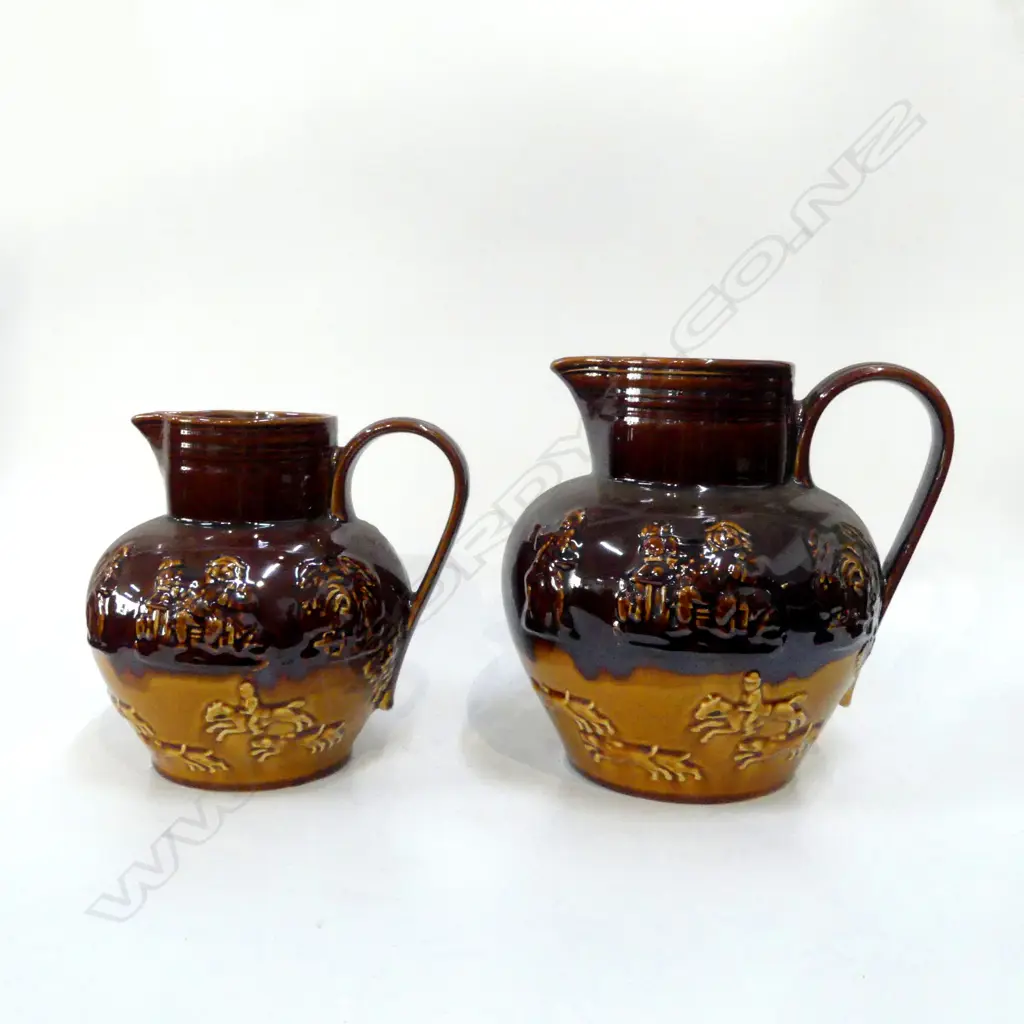 2 ENGLISH HARVEST JUGS H230 & 190MM Image 1++