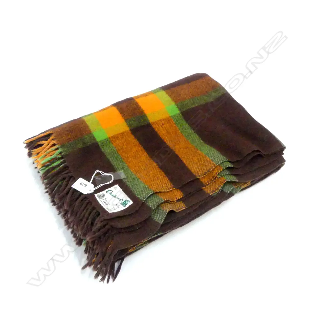 A VINTAGE ‘ONEHUNGA’ NZ WOOL TRAVEL RUG TIKI LABEL, L.1770MM W.1250MM Image 1++