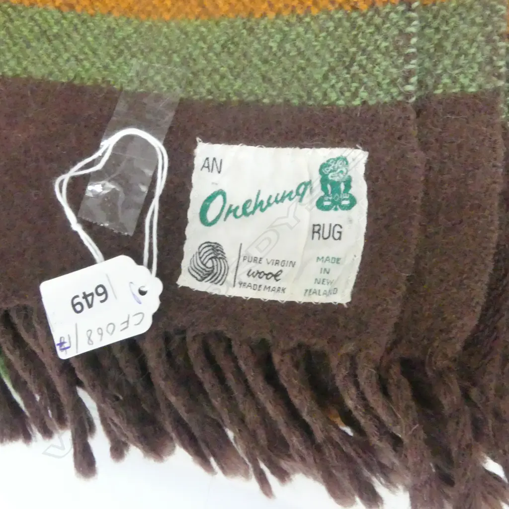 A VINTAGE ‘ONEHUNGA’ NZ WOOL TRAVEL RUG TIKI LABEL, L.1770MM W.1250MM Image 1++