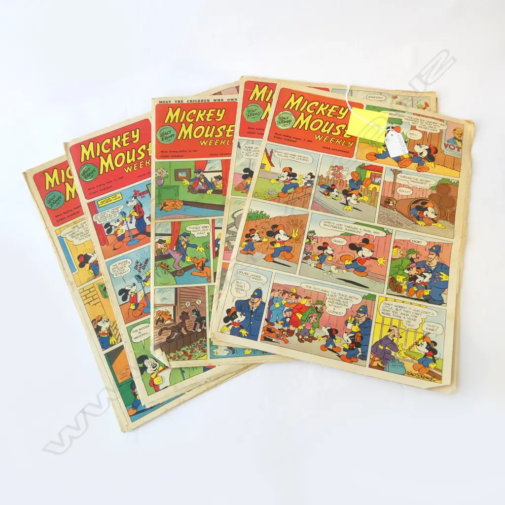 SIX VINTAGE MICKEY MOUSE WEEKLY COMICS DATED 1954, L.360MM  Image 1++