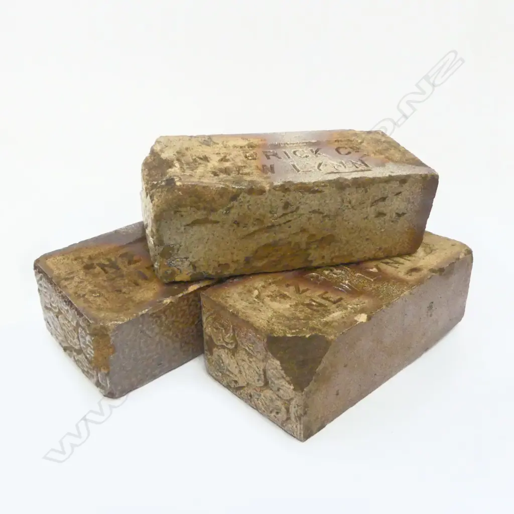 THREE NZ BRICK Co NEW LYNN GLAZED BRICKS (FAULTS) 235x75x110mm Image 1++