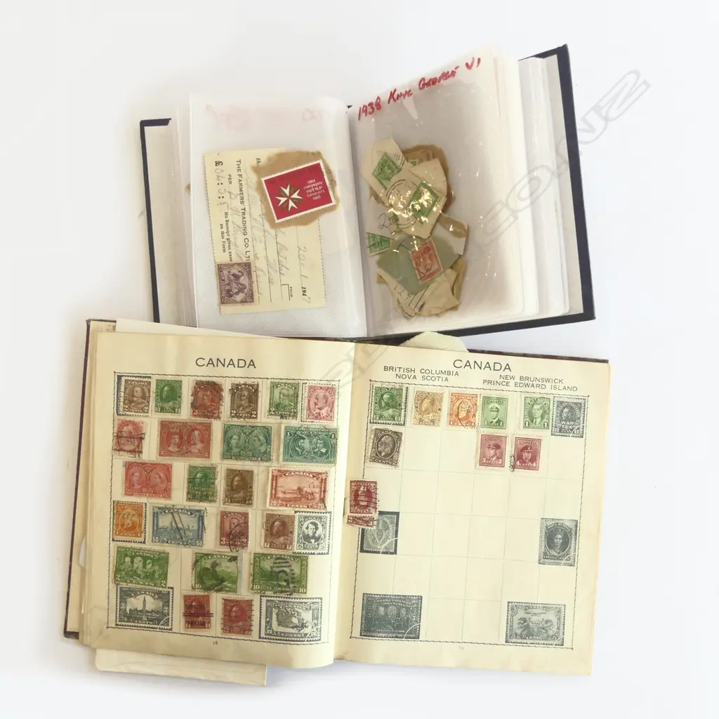 OLD WORLD STAMP ALBUM with world collection + SMALL STAMP STOCK BOOK. ChCh 1/2d green etc Image 1++