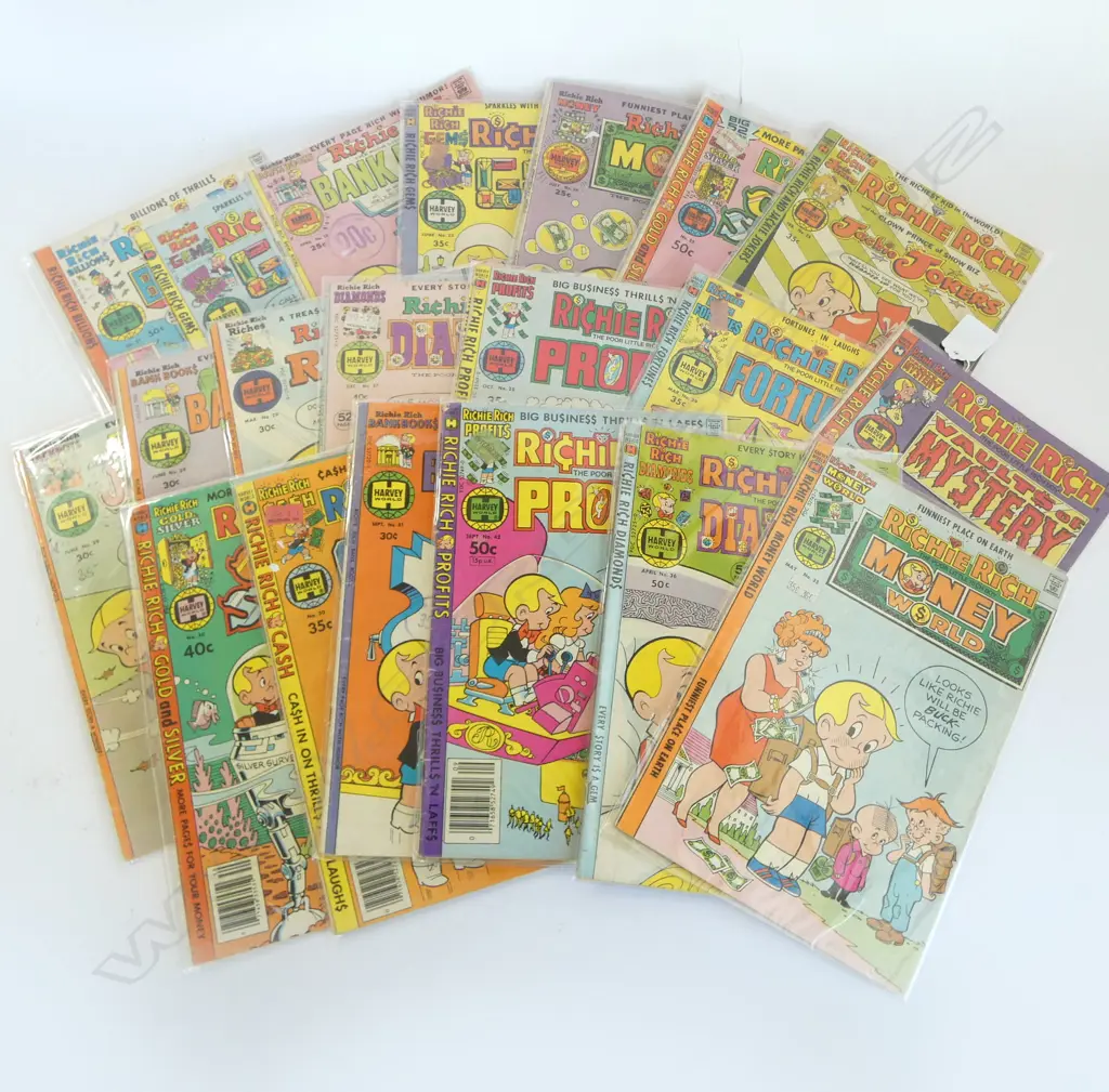 COLLECTION OFOLD RICHIE RICH  COMICS  20 COPIES Image 1++