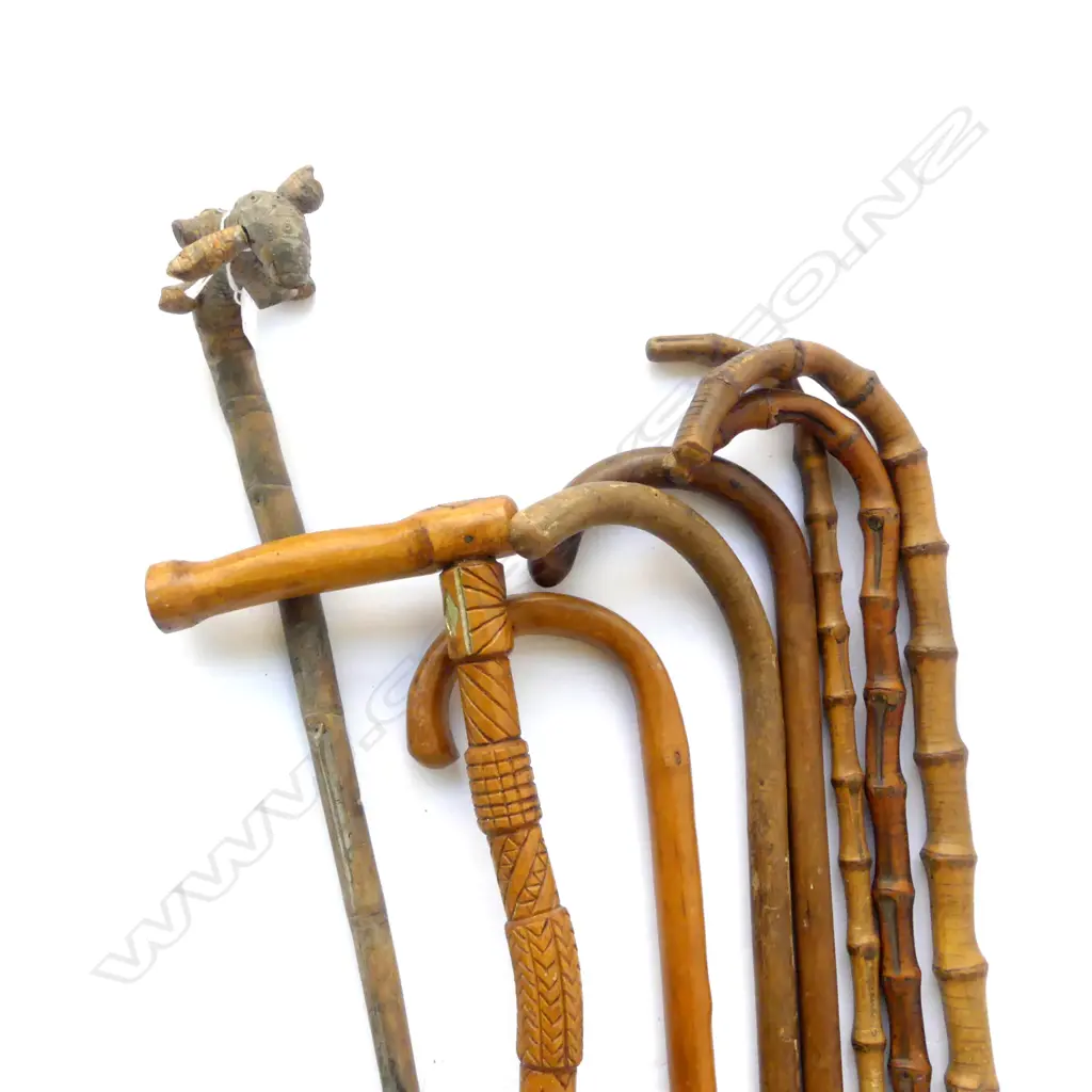 8 VINTAGE WOODEN WALKING STICKS Image 1++