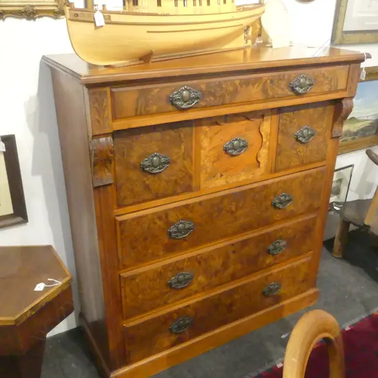 KAURI SCOTCH CHEST WITH MOTTLE FACINGS 1170x500x130mm