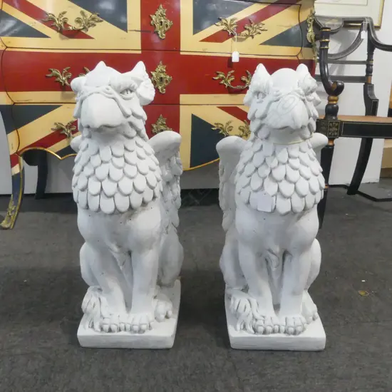   PR OF CONCRETE GRIFFINS H550mm