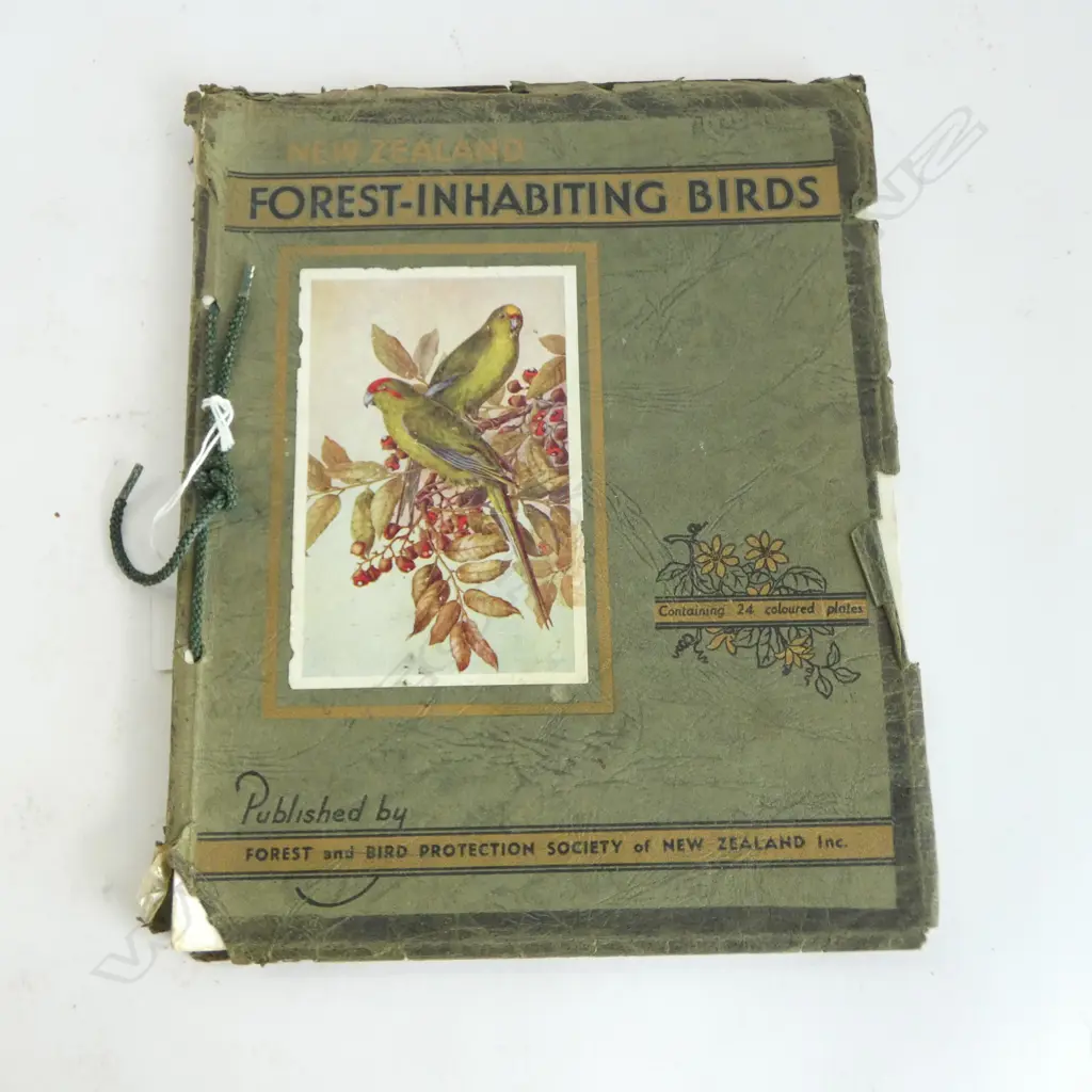 NEW ZEALAND FOREST-INHABITING BIRDS; PUBLISHED by FOREST AND BIRD N.Z., 3rd Ed. , 1959 Image 1++