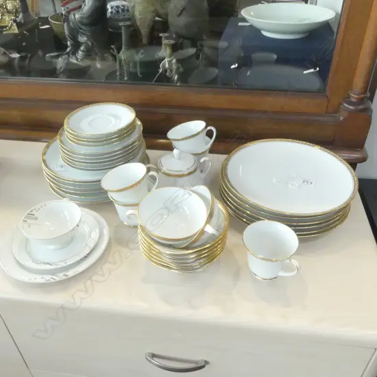 NORITAKE 'ASHLEIGH' PART DINNER SET & OTHERS