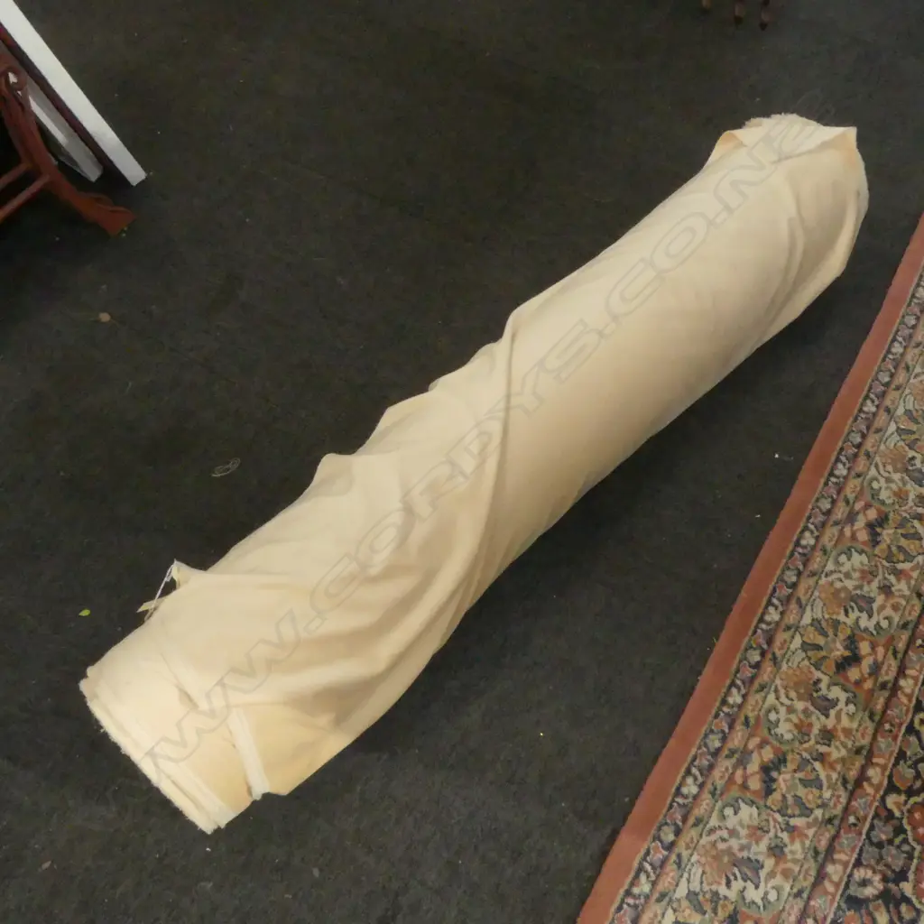 FABRIC BOLT; PARIS PINK VELVET, 47 METER Image 1++