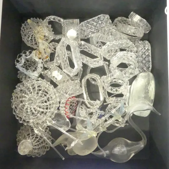 TRAY LOT HAND BLOWEN GLASS ORNS & CRYSTAL NAPKIN RINGS