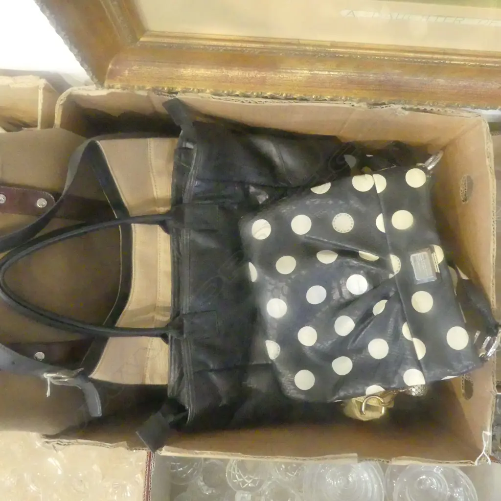 6 VINTAGE HANDBAGS  VARIOUS MAKERS Image 1++