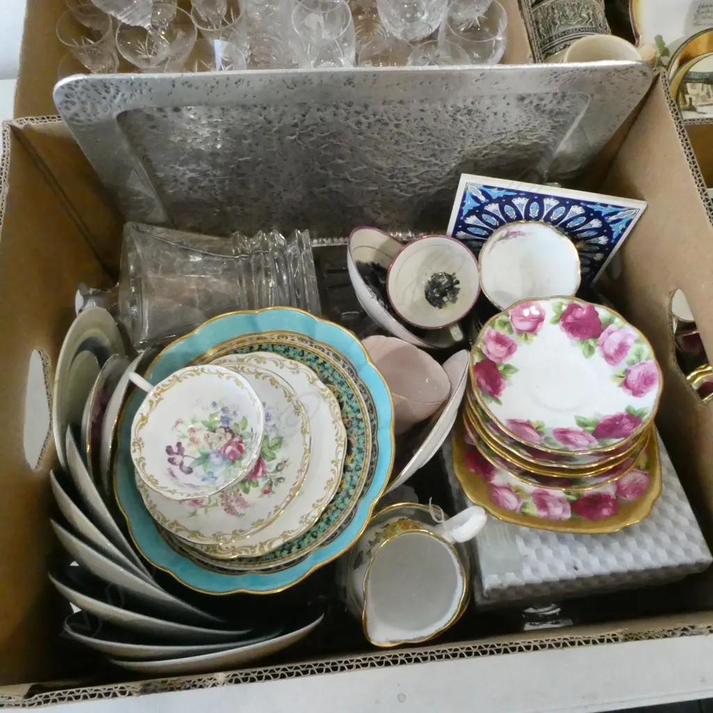 BOX LOT CSPS DISHES CRYSTAL NAPKIN RINGS DECANTER AF ETC Image 1++