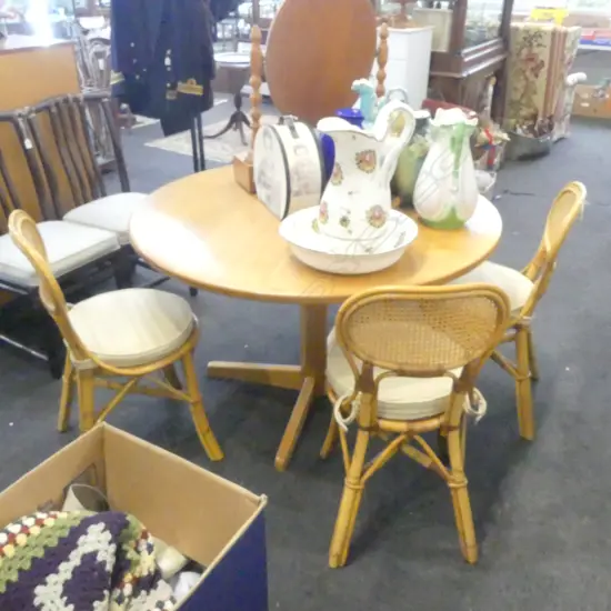 MODERN CIRCULAR PEDESTAL DINING TABLE + 4 BAMBOO & CANE CHAIRS