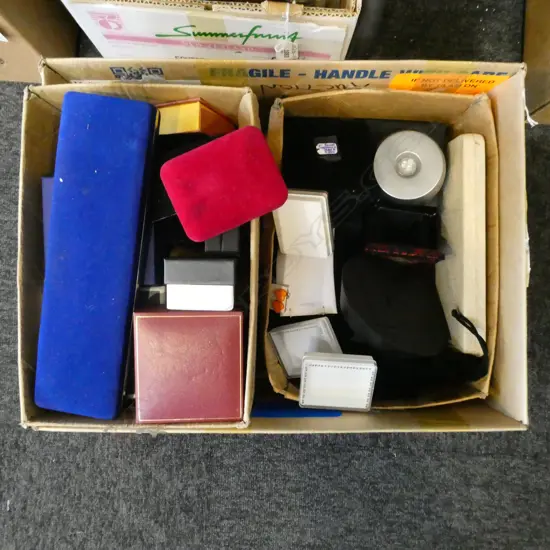 BOX LOT JEWLERY BOXES & SHOP DISPLAY PCS