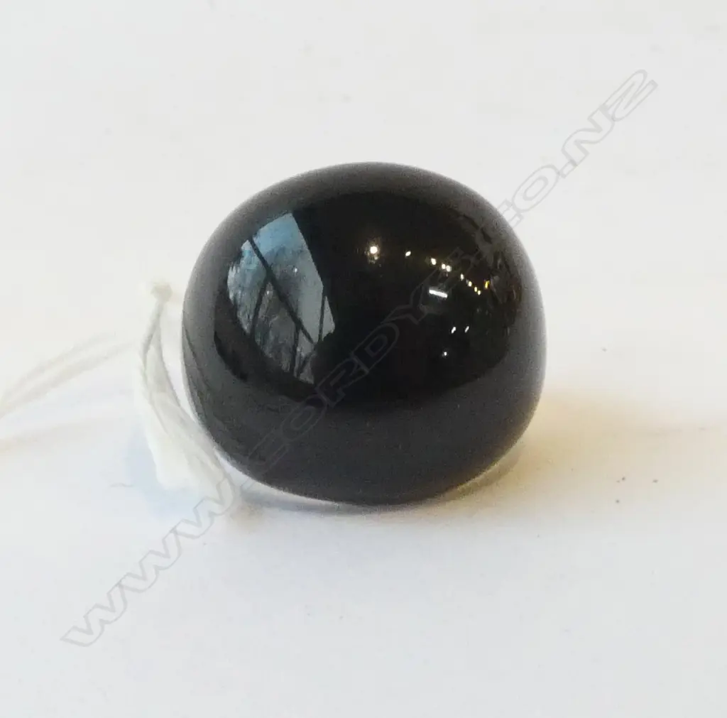 925 DOMED BLACK TOP "NAJO DESIGN" RING SIZE P Image 1++