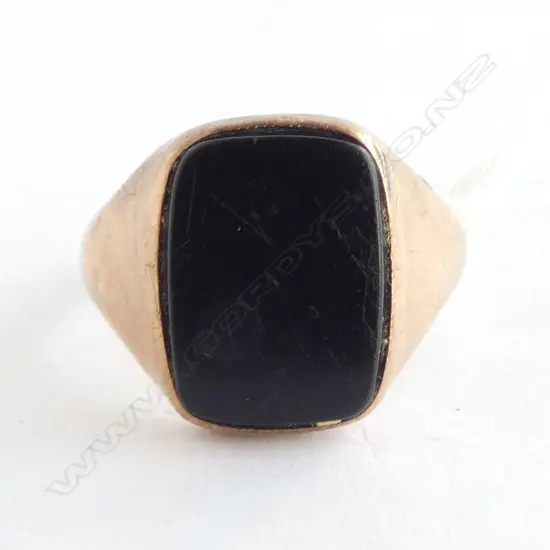9ct ROSE GOLD & ONYX VINTAGE SIGNET RING 5.28gms SIZE V