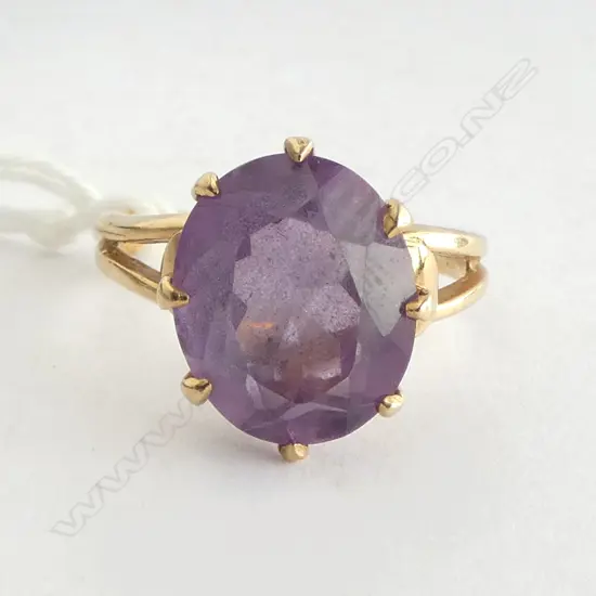VINTAGE 9ct GOLD & AMETHYST DRESS RING 2.88gms SIZE L