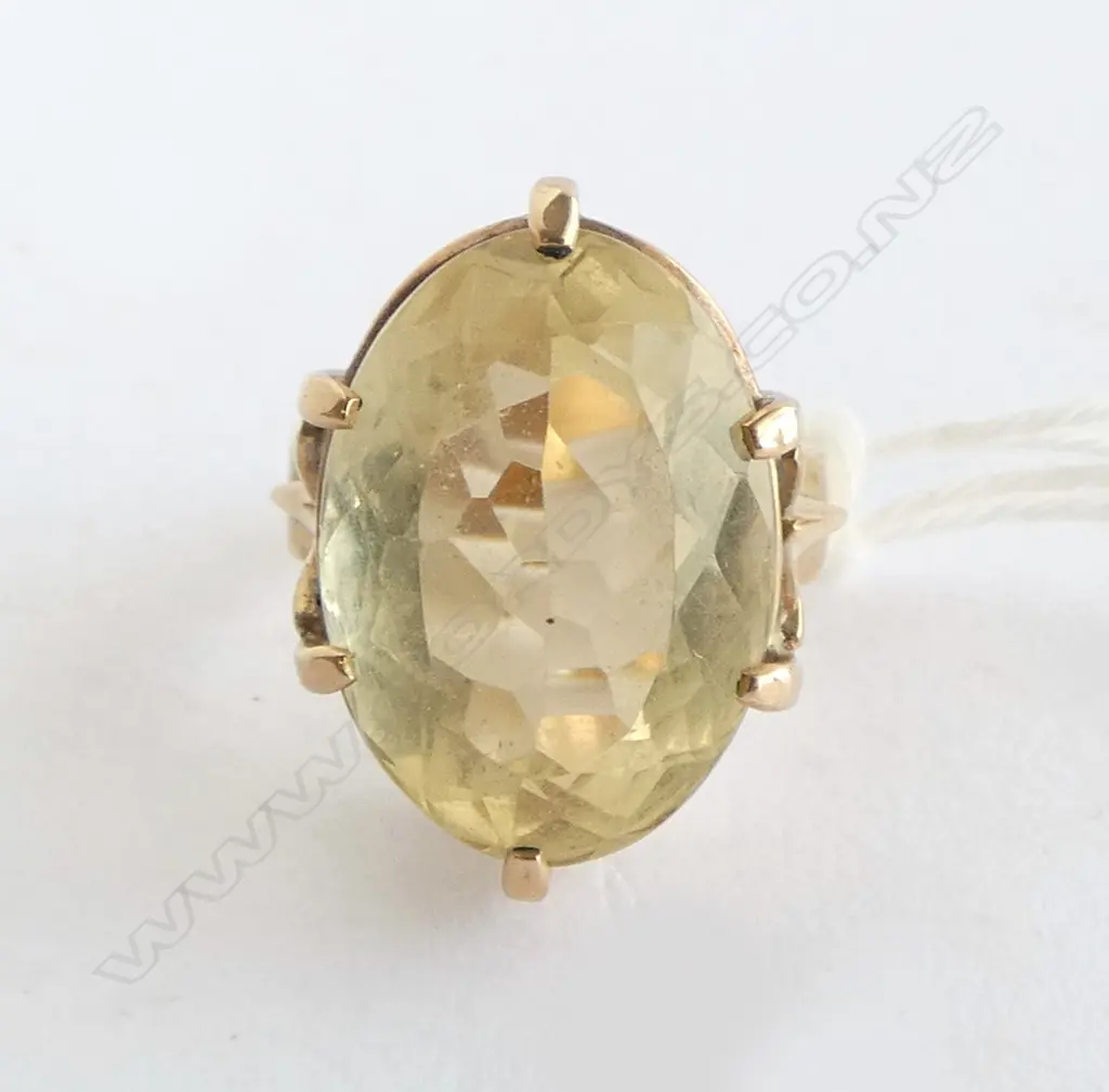 9ct Y/Gold & LARGE CITRINE DRESS RING 6 long claws 6.6gms SIZE J Image 1++
