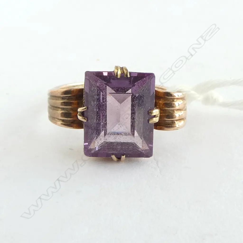 VINTAGE 9ct GOLD & SYN SAPPHIRE DRESS RING 2.88gms size J Image 1++