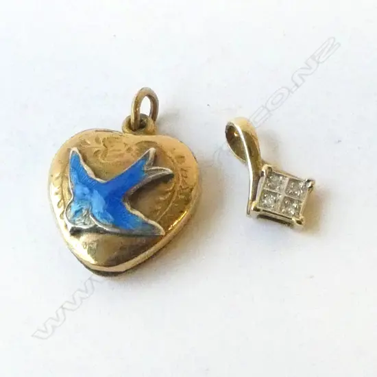 9ct DIAMOND PENDANT & GOLD LINED SWALLOW LOCKET 