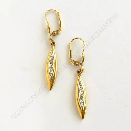 PR 9ct EARRINGS 