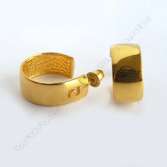 VINTAGE PIERRE CARDIN GOLD PLATED EARRINGS 