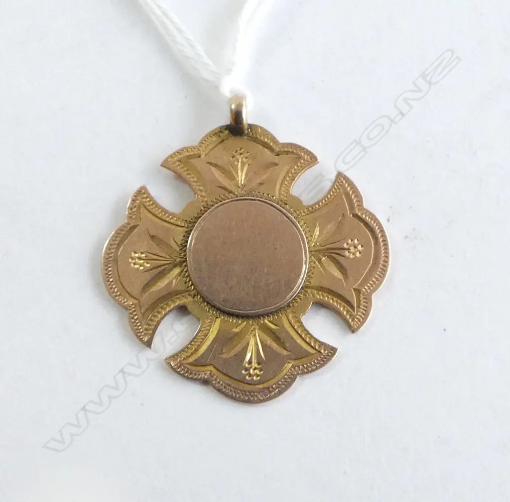 9ct ROSE GOLD MEDALLION 5.7gms Image 1++