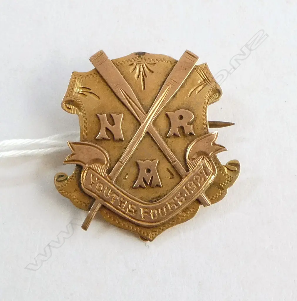 9ct ROSE GOLD MEDALLION 4.62gms 'NRM' rowing assoc.  Image 1++